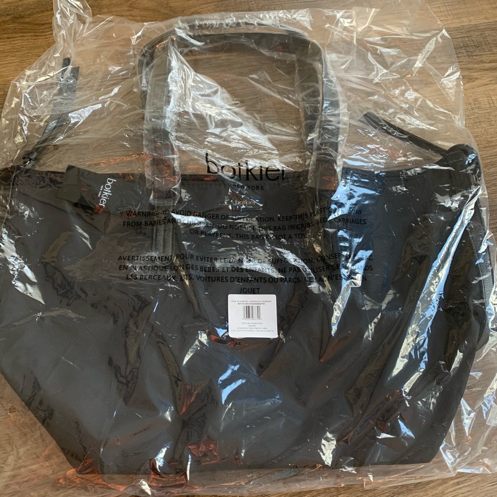 Botkier black nylon bag - brand new - Picture 3 of 5